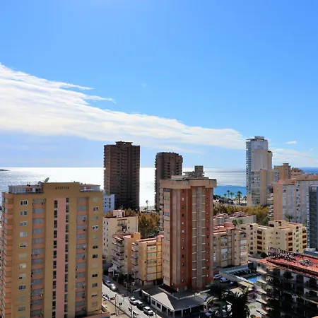 아파트 Penthouse Cervantes Sea View Levante 베니돔